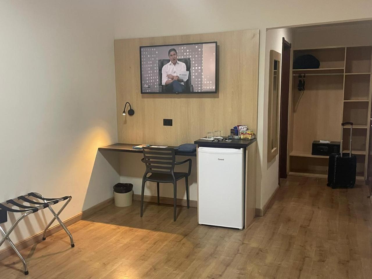 Summit Suites Hotel Жундиаи Экстерьер фото